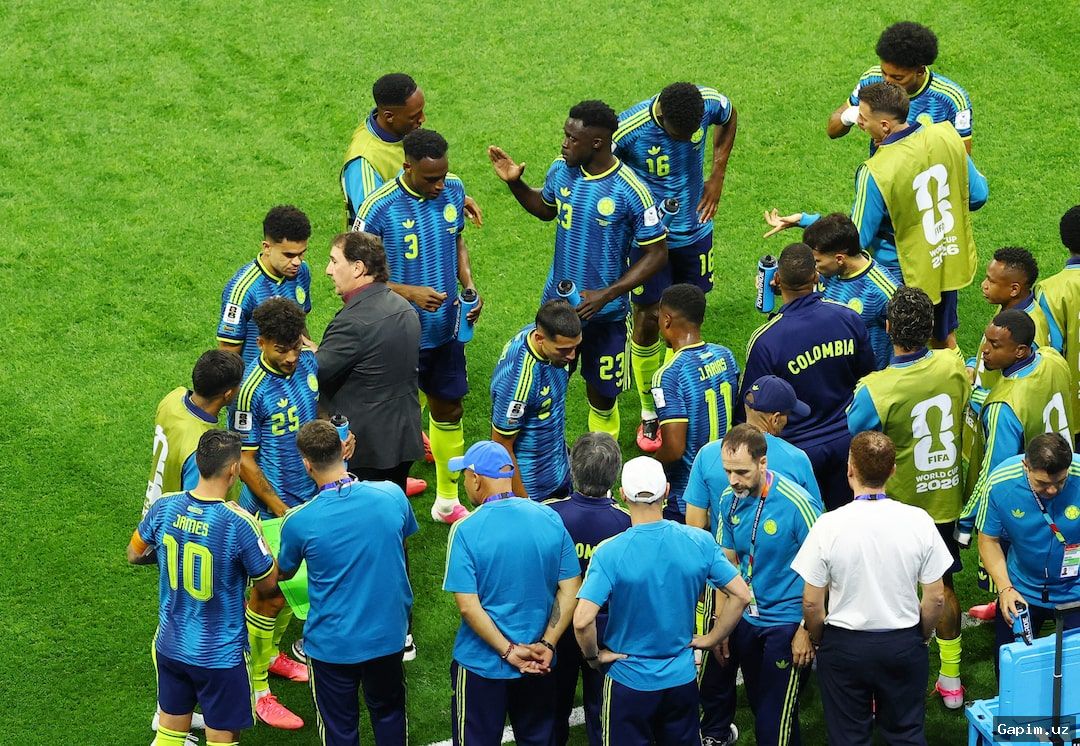 ⚽️💧 Jahon chempionatidagi suv tanaffuslari: FIFAning qarori muxlislar va futbolchilar tomonidan tanqid qilindi
