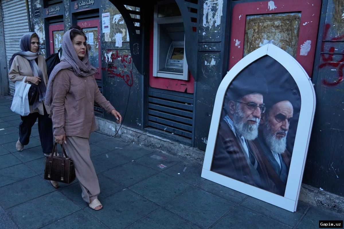 🇮🇷📜 Iran-US Memorandum Nears Signing as Hardliners Protest Shift from Defiance to Compromise