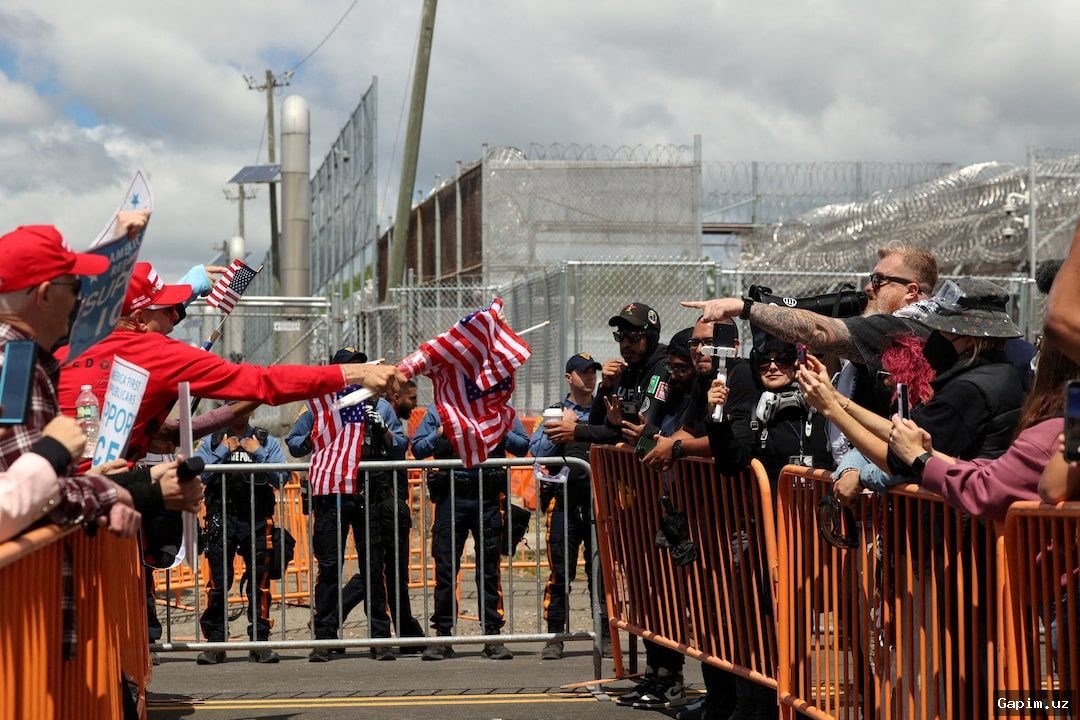 🔴🚧 Newark mayor imposes curfew around Delaney Hall immigration detention center amid protests