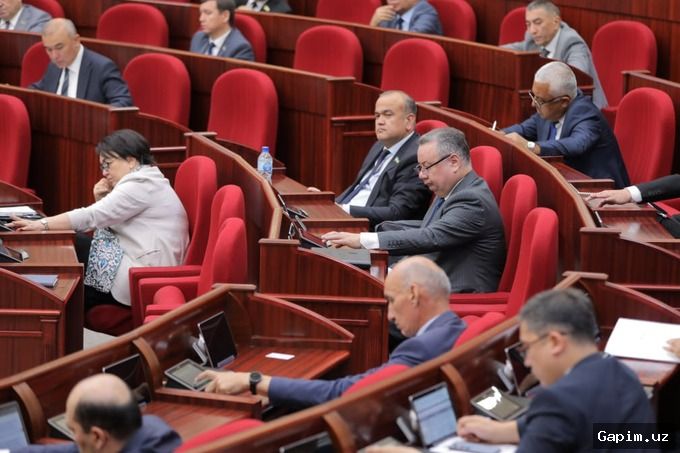 🇺🇿🏛️ В Узбекистане ужесточают ответственность за размещение иностранцев без регистрации