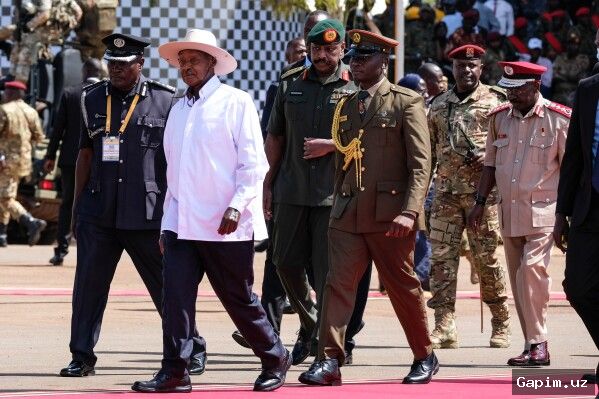 🇺🇬👑 Musevenining yettinchi muddati: ishsizlik, qashshoqlik va vorislik muammolari