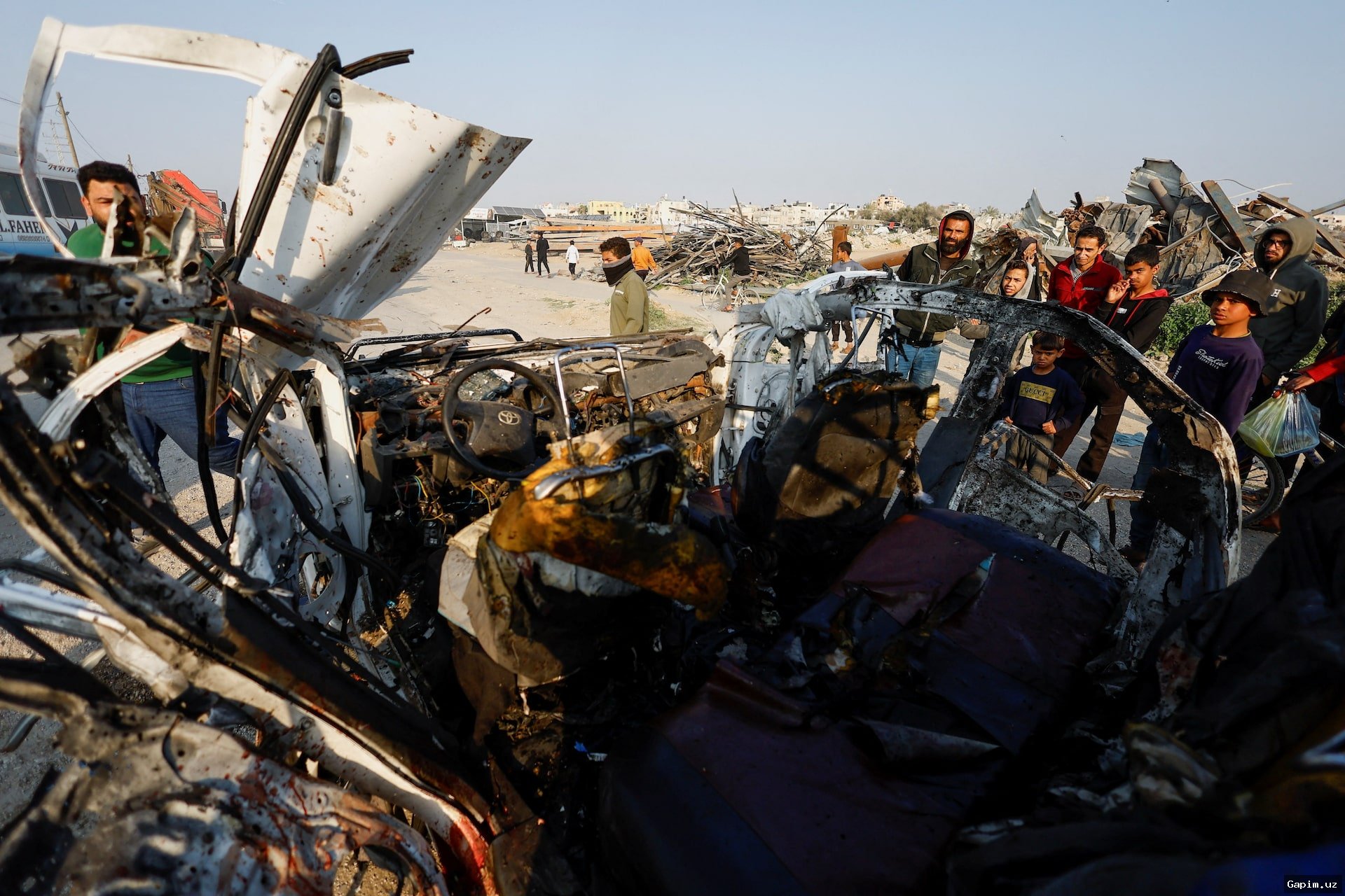 ⚖️🕊️ US Engages in Direct Talks with Hamas Amid Fragile Gaza Ceasefire