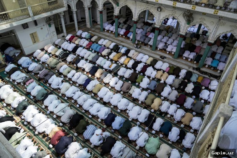 🇮🇳🕌 В Индии мусульмане сталкиваются с ограничениями на праздничную молитву