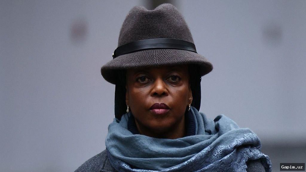 Nigeriyaning sobiq neft vaziri pora ayblovlarini inkor etdi