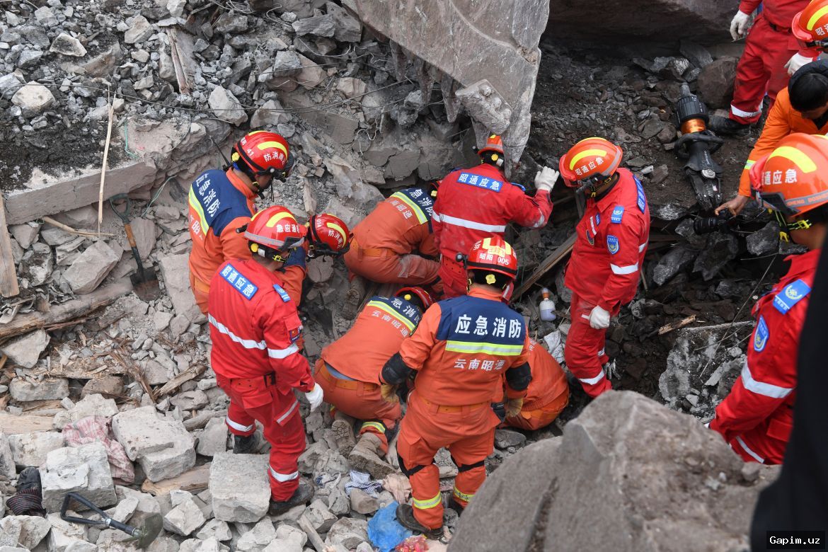 🏔️🚨 Landslide in Chongqing, China: 8 Dead, 34 Missing