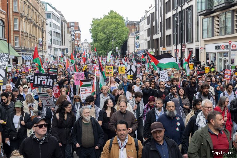 🇬🇧🚨 London ko‘chalarida ikki qarama-qarshi miting: Falastin tarafdorlari va o‘ta o‘ngchilar to‘qnashdi