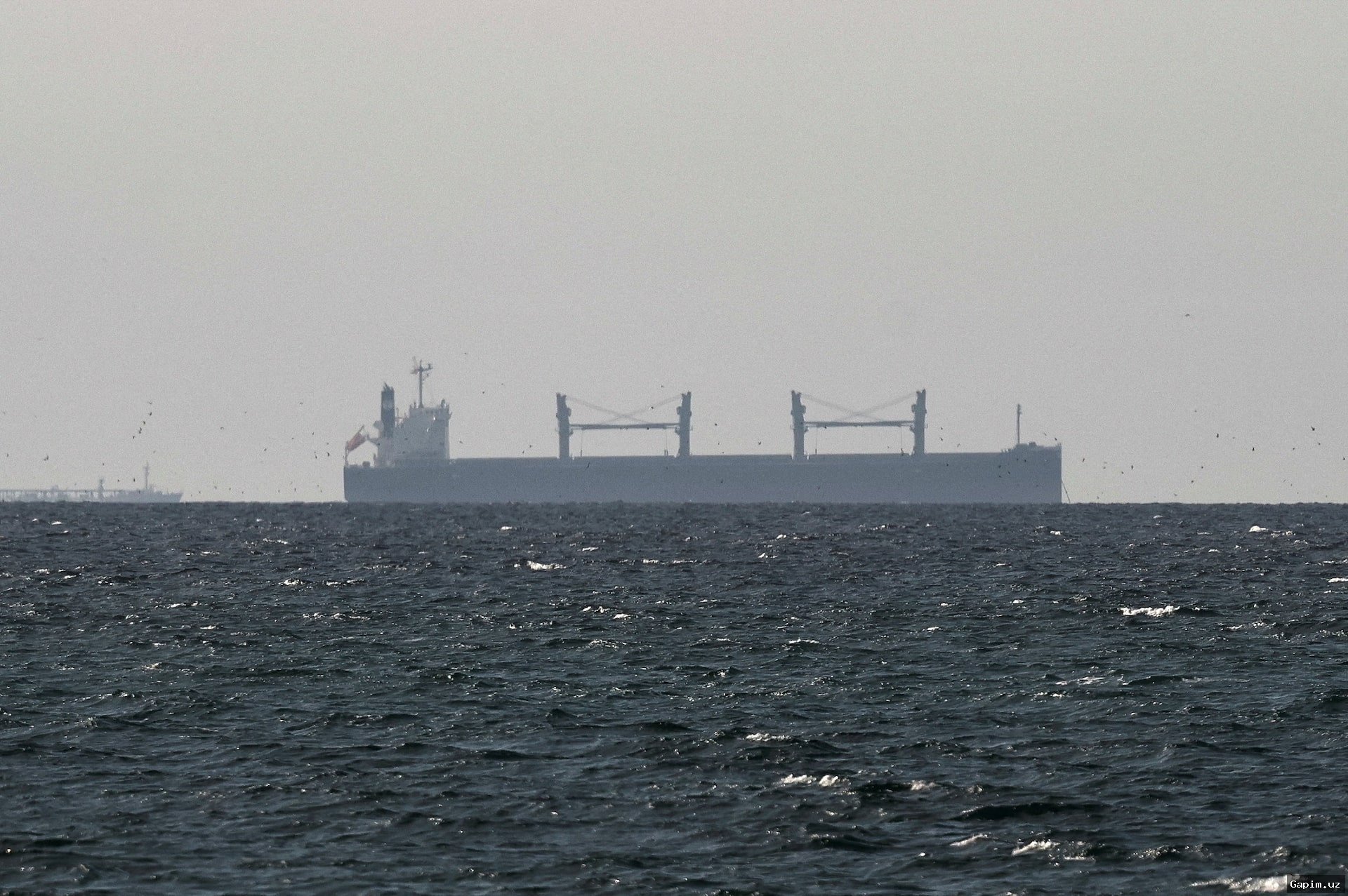 ⚓️🔥 Президент США Трамп объявил о направлении военных кораблей для обеспечения открытости Ормузского пролива