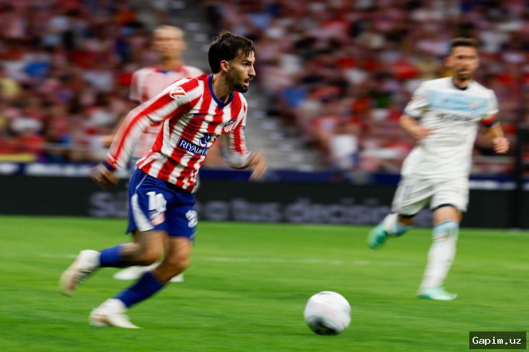 ⚽️🔥 Madrid derby: Atletico and Real chase La Liga leaders Barcelona