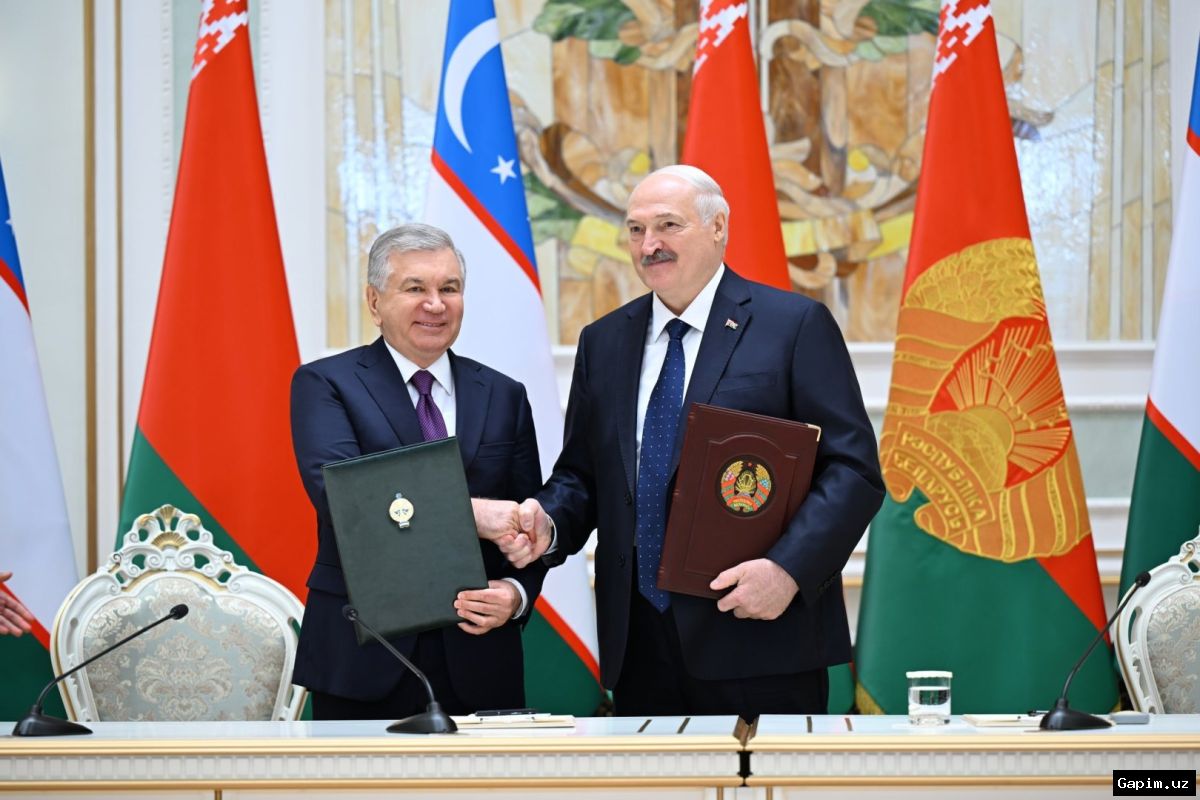 🇺🇿🇧🇾 Шавкат Мирзиёев ознакомился с презентацией о реализации договоренностей с Беларусью