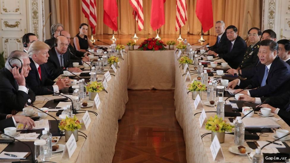 🇨🇳🇺🇸 AQSh prezidenti Tramp Xitoyga yetib keldi: Xi bilan ikki kunlik muzokaralar boshlanadi