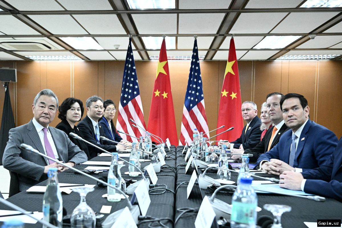 🌏🤝 US Secretary of State Rubio meets Chinese Foreign Minister Wang Yi on ASEAN sidelines