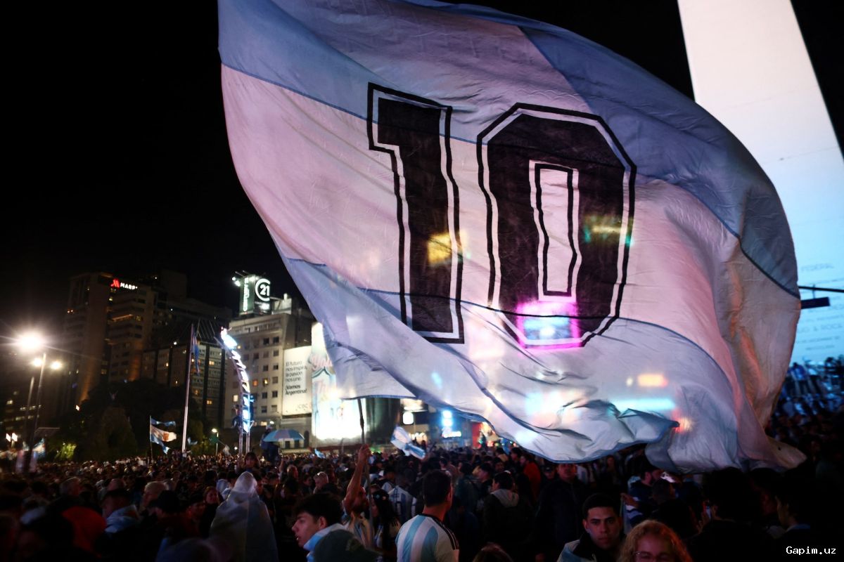 🇦🇷⚽️ Аргентинцы и бангладешцы в Нью-Йорке вместе празднуют финал Чемпионата мира
