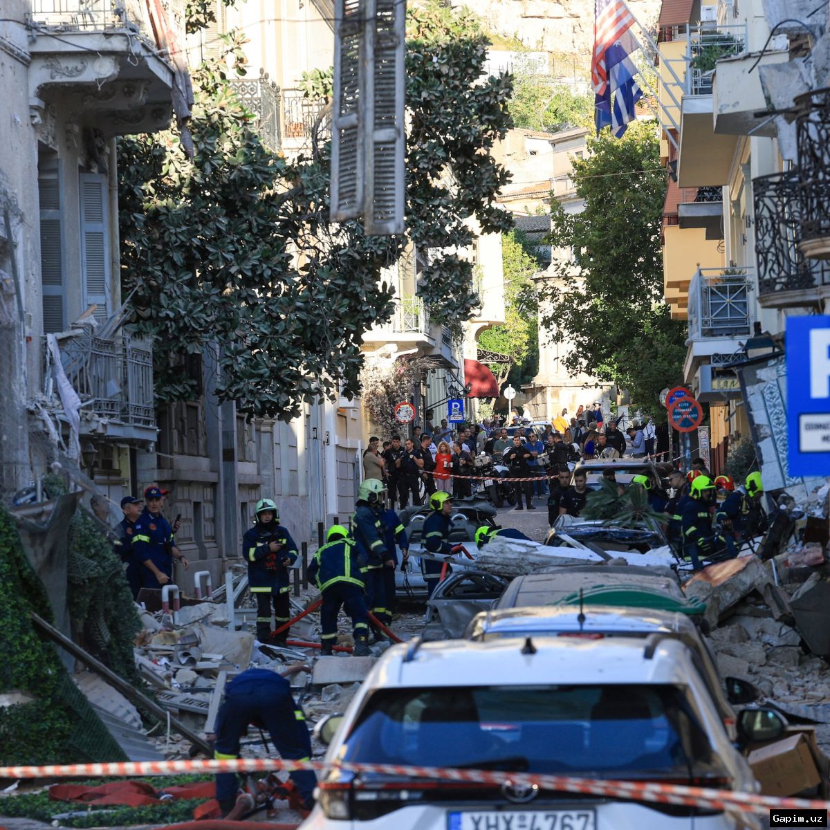 💥🏚️ Explosion in Athens tourist district: foreign tourists missing as rescue efforts continue