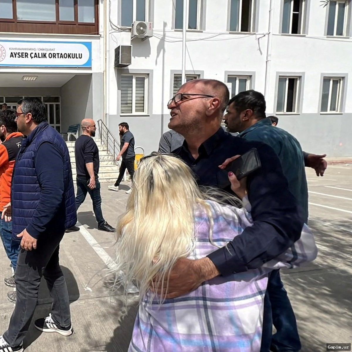 🔫😔 Turkiyada maktab otishmalaridan so‘ng 162 kishi internet postlari uchun hibsga olindi