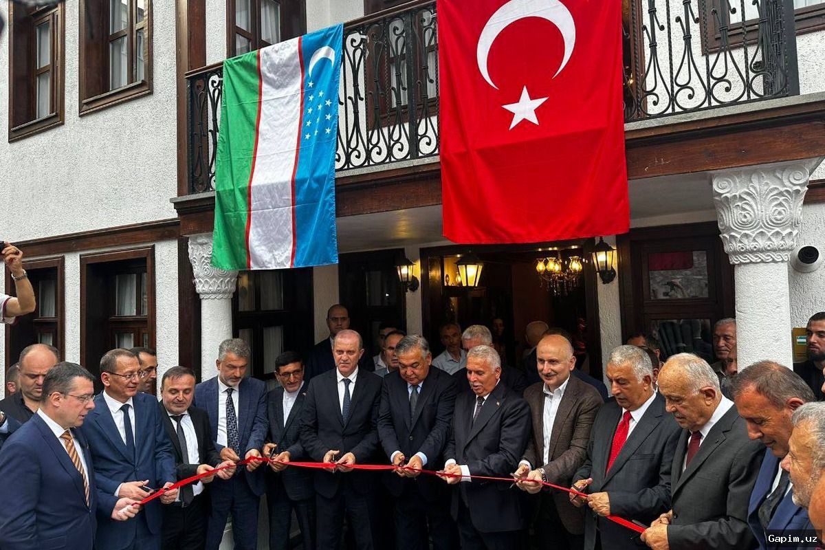 🇹🇷🤝 Узбекистанка с тремя детьми, оказавшаяся в трудной ситуации в Турции, возвращена на родину