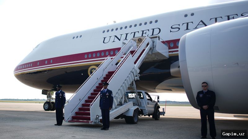 📺🚫 CNN journalists barred from Air Force One on Trump's Tennessee trip