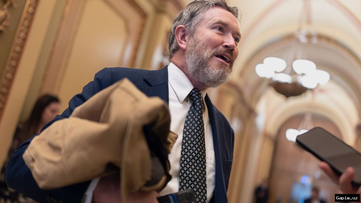 🇺🇸🗳️ AQSh Respublikachilar partiyasidagi ichki ziddiyat: Massi va Tramp o'rtasidagi kurash