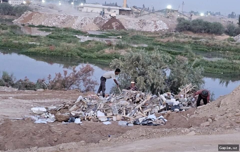 🌊🚯 Chirchiq daryosi bo‘yidagi axlat to‘planishi tozalandi