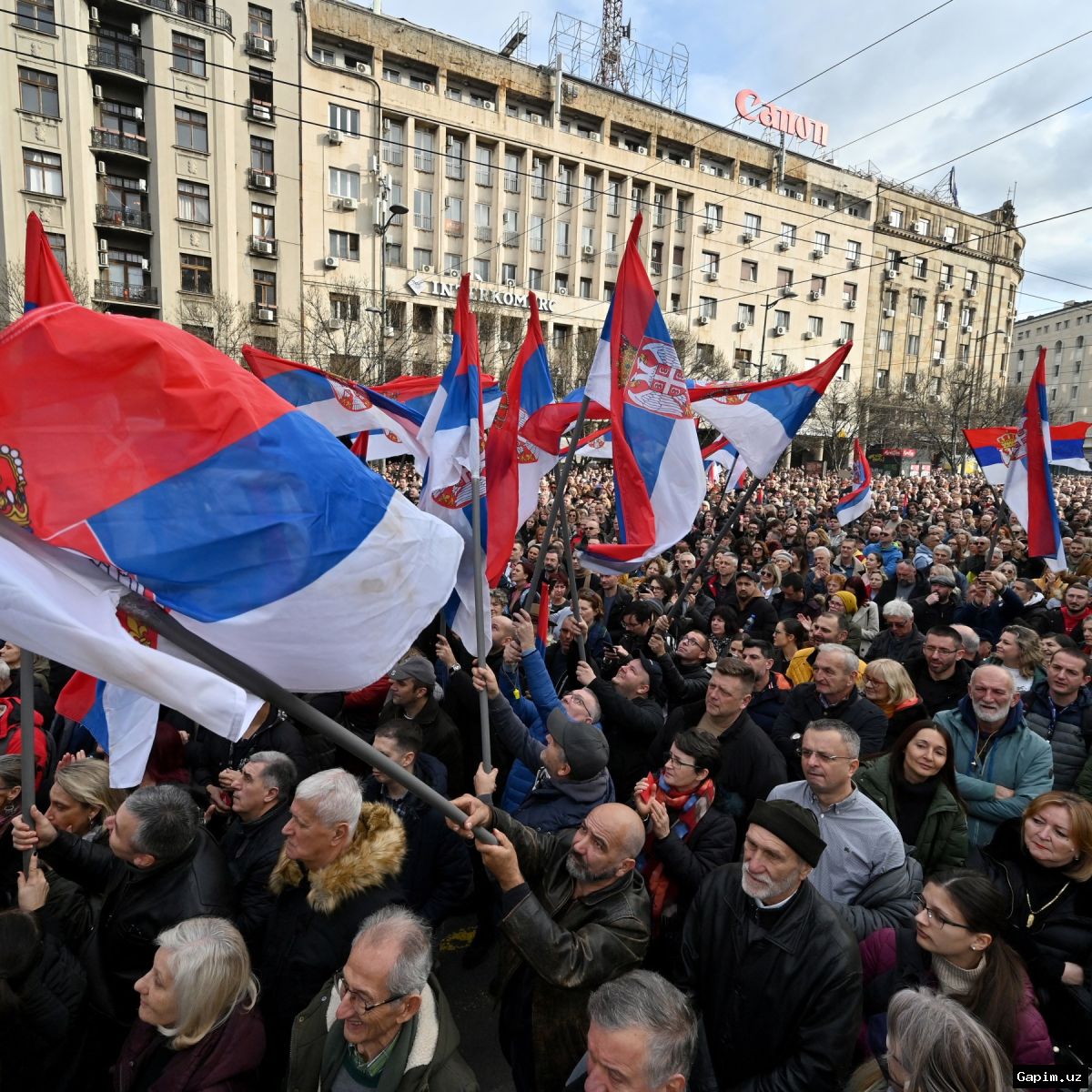 🇷🇸⚖️ Serbistonda keskin saylovoldi poyga: Talabalar ro‘yxati hukumatga qarshi chiqmoqda