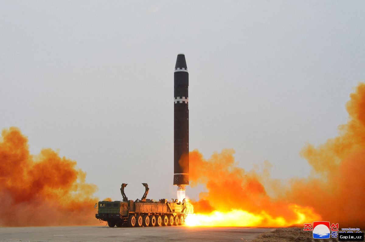 🚀🇰🇷 KXDR sharqiy qirg‘oqlar tomon bir nechta ballistik raketalarni uchirgani aytilmoqda