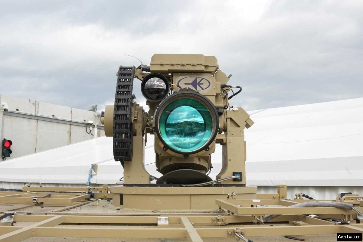 🔫🛡️ Fors ko'rfazi davlatlari dronlarga qarshi lazer qurollariga o'tmoqda: Eron urushi yangi texnologiyalarni tezlashtirmoqda