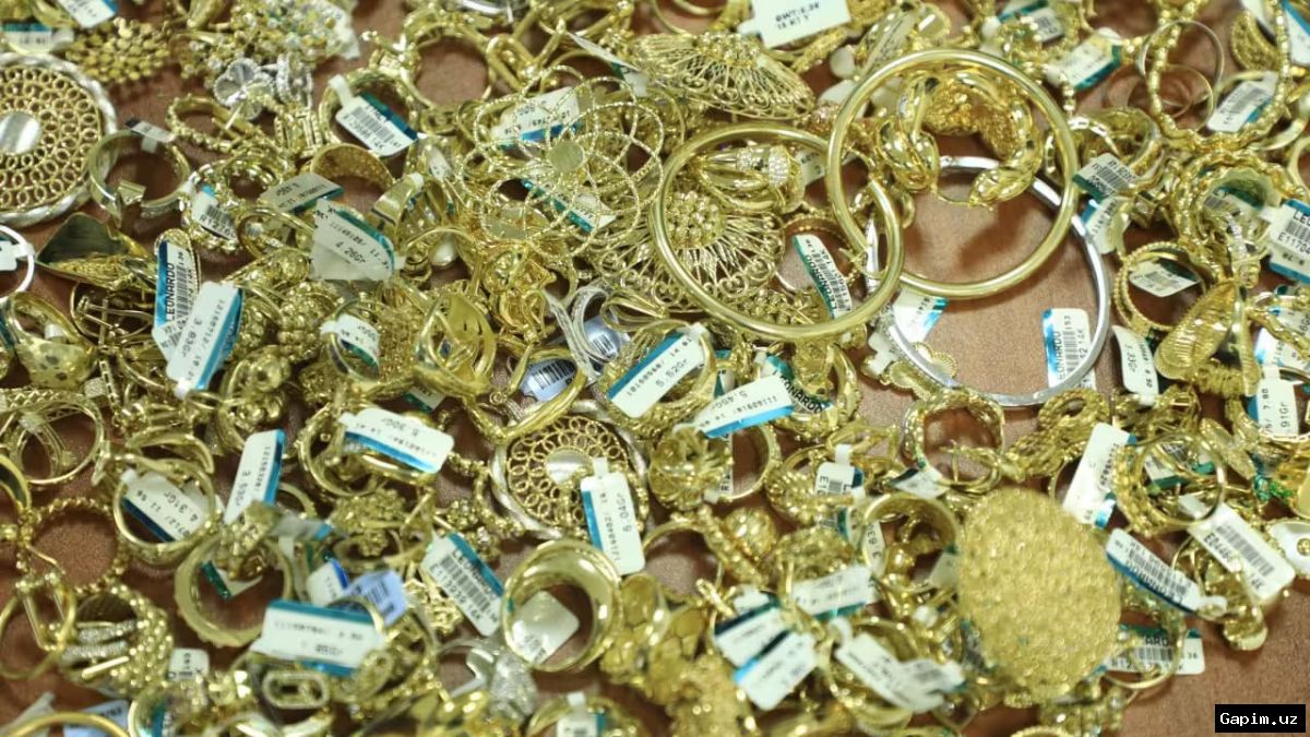 💰🔒 Three detained at Uzbekistan border for smuggling gold and jewelry