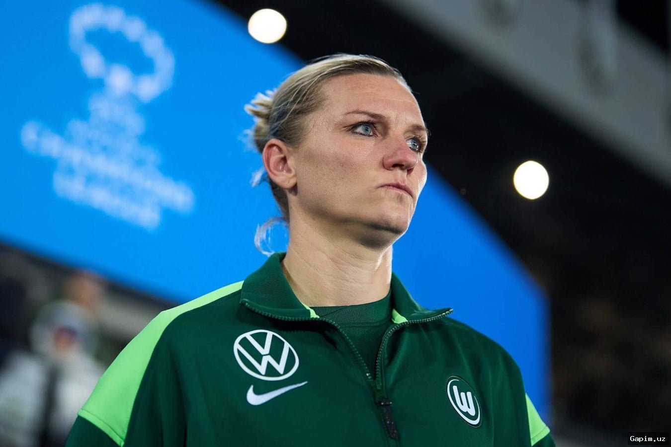⚽️🌟 Germaniyaning mashhur futbolchisi Aleksandra Popp Dortmundga o‘tdi