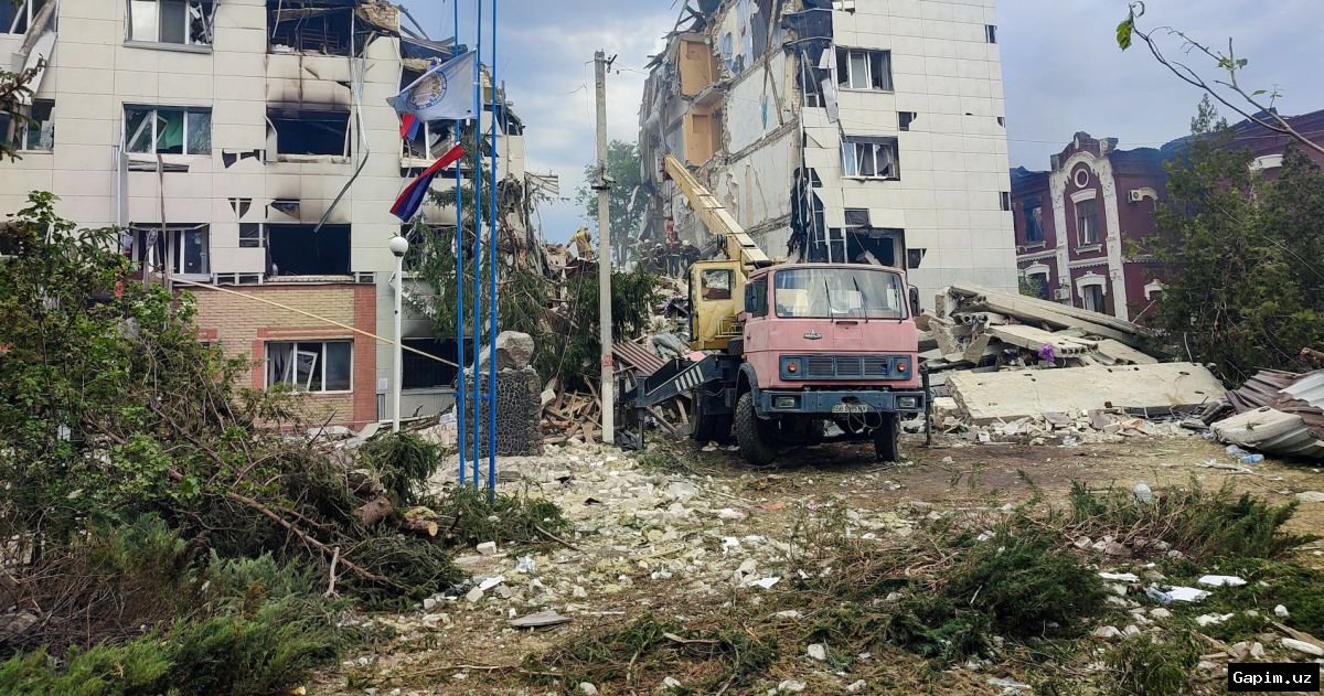 ⚡️💥 Putin Ukraina hujumiga javob qaytarishni va'da qildi: Starobilskdagi talabalar yotoqxonasiga zarba