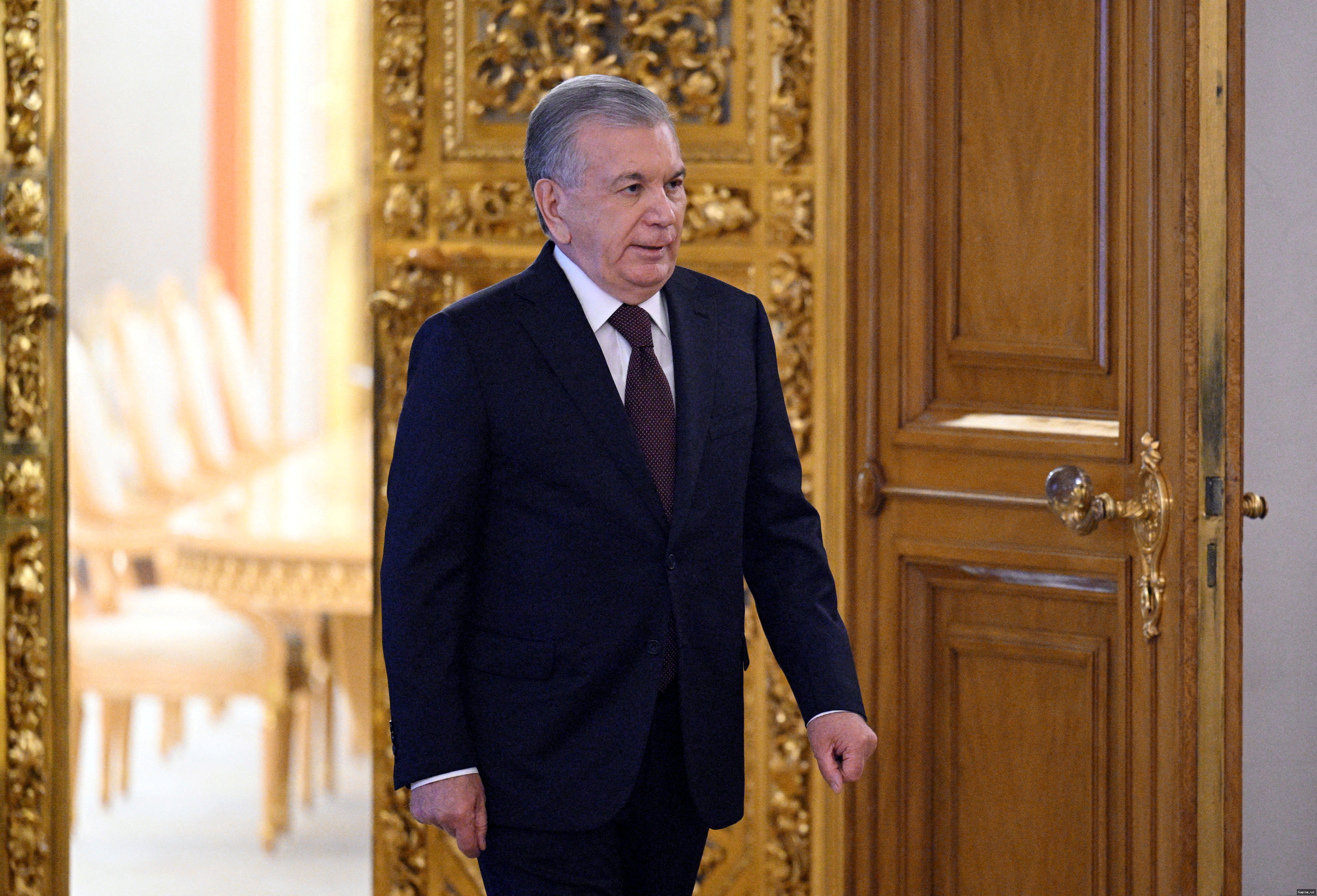 🏛️⚖️ Uzbekistan's Supreme Council Debates New Draft Law