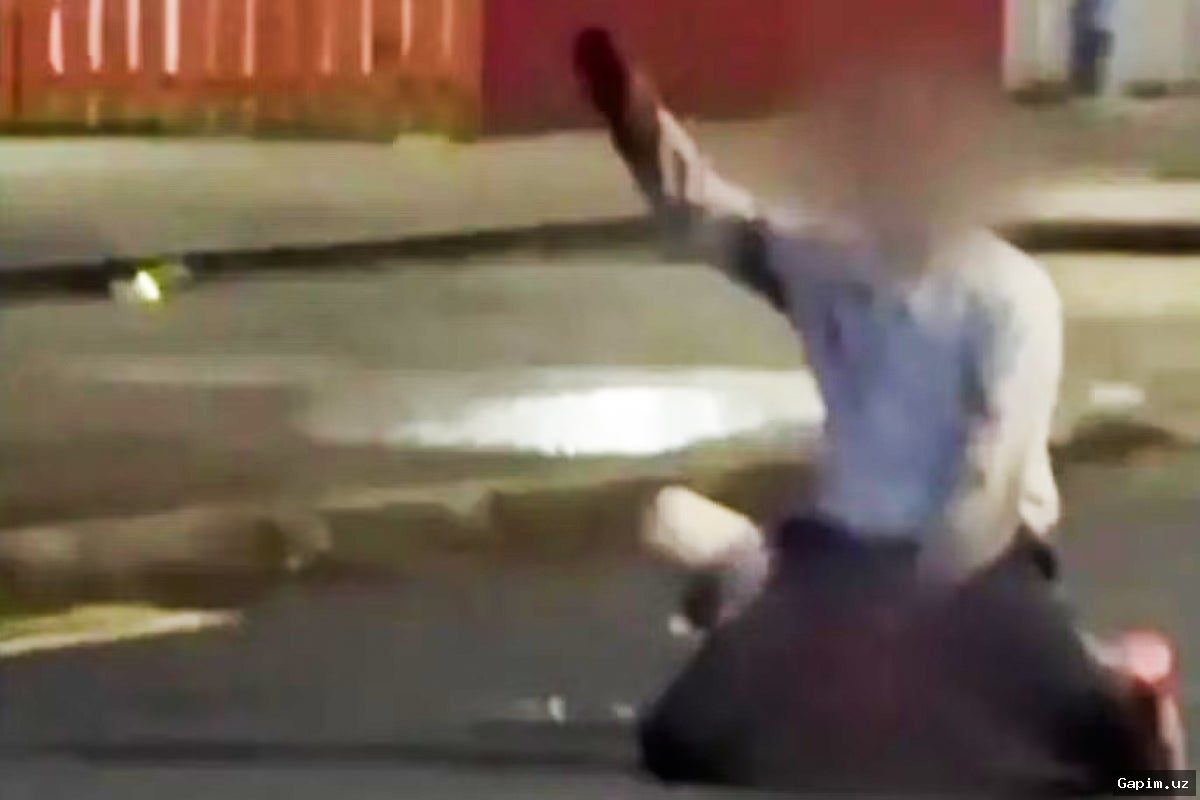 🔪😡 Belfastda pichoq bilan hujum: politsiya tartibsizliklardan qo‘rqib, tinchlikka chaqirmoqda