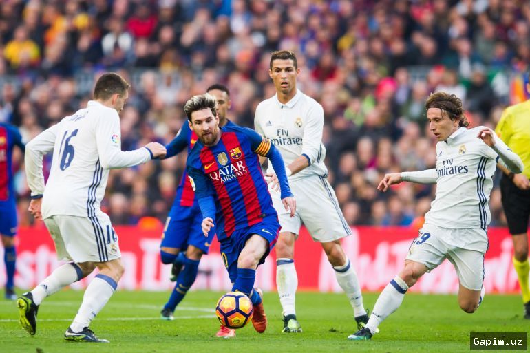 ⚽️🔥 Historic Rivalry Renewed: Looking Back at Five Iconic El Clasico Showdowns