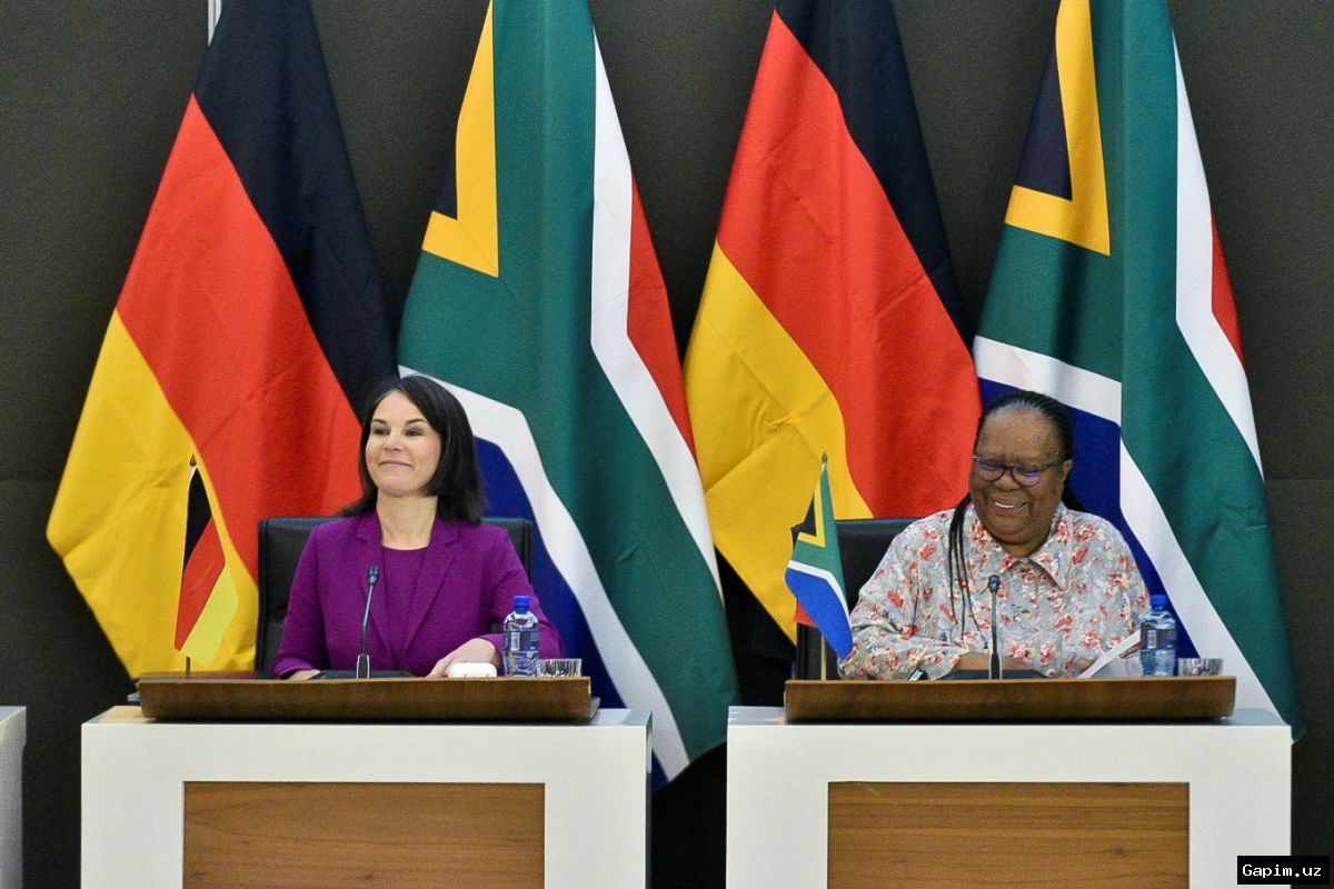 🇩🇪🌍 Germaniya tashqi ishlar vaziri Afrika safariga yo‘l oldi