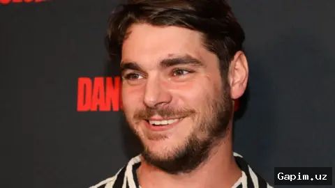 📺🎭 Breaking Bad Star RJ Mitte Passes Away at 34