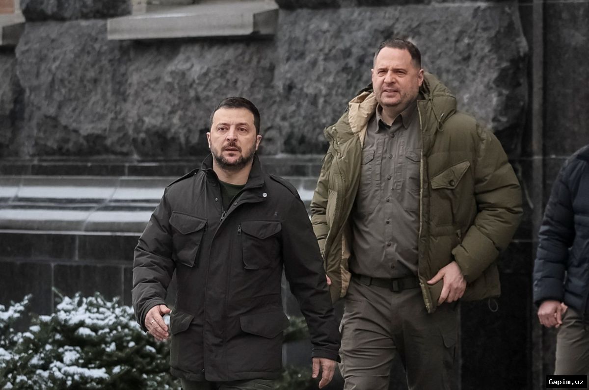 ⚖️🏛️ Ukraina prezidentining sobiq yordamchisi poraxo'rlikda ayblanib sudga keltirildi