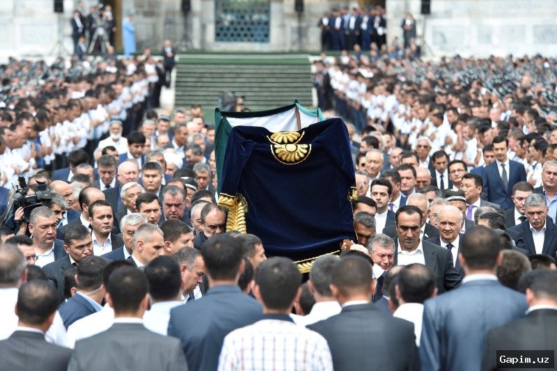 Original: Boburmirzo Pardaev funeral MChS Uzbekistan 🔥🕯️ Fidoyi ofitser bilan xayrlashuv: Boburmirzo Pardayev so‘nggi yo‘lga kuzatildi