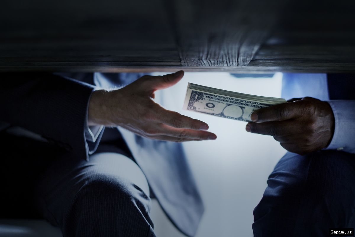 ⚖️💰 В Сырдарье пресечена коррупция: чиновник требовал 50 тысяч долларов и взял авто предпринимателя