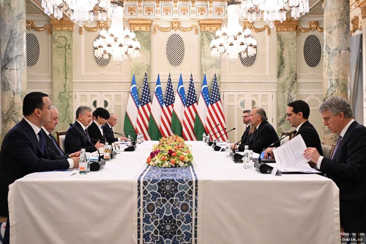 🏗️✈️ Шавкат Мирзиёев рассмотрел основные параметры проекта нового международного аэропорта Ташкента