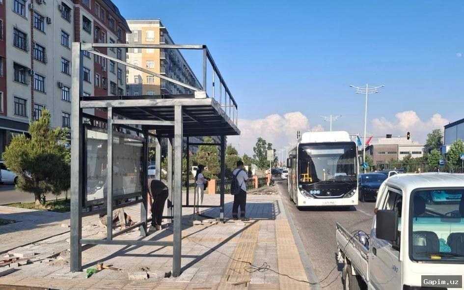 Original: Tashkent bus stop construction 🚌🏗️ New Bus Stops in Tashkent: Investors, Costs, and Responses to Criticism