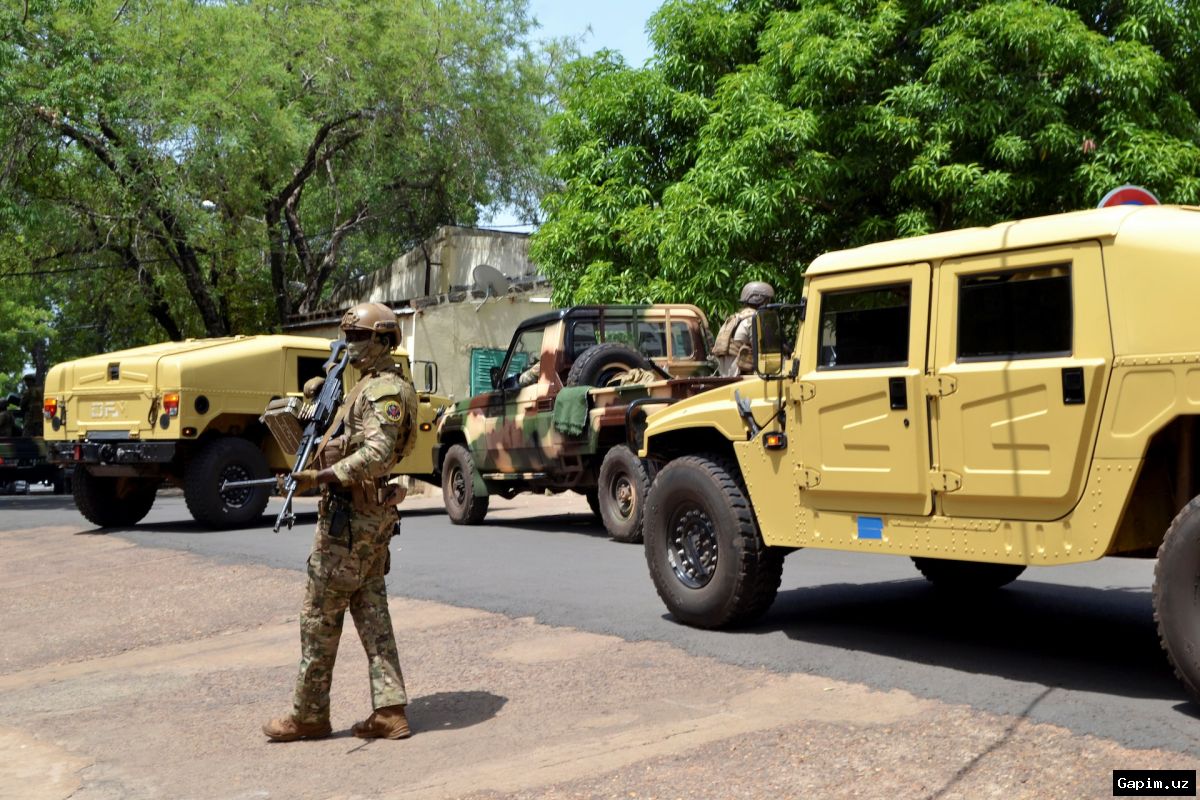 ⚔️💥 Армия Мали сообщила об атаках на военные позиции в столице и внутри страны