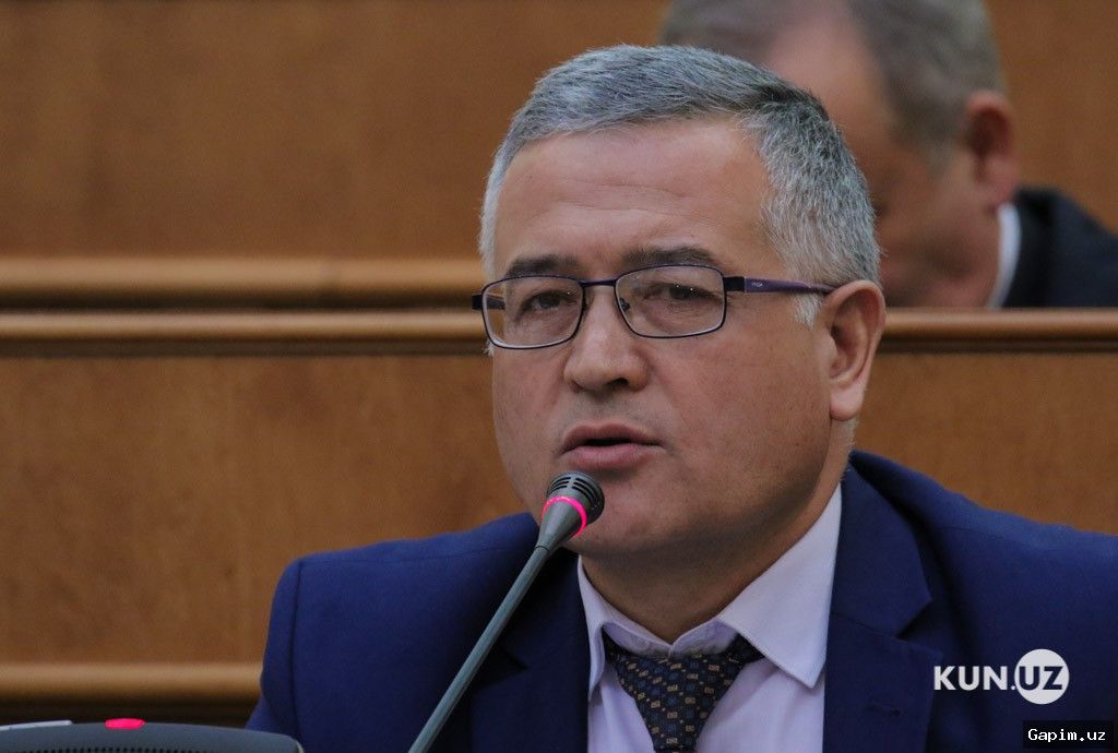 ⚖️🔒 Soliq qo‘mitasi raisining sobiq birinchi o‘rinbosari Mubin Mirzayev 8 yil 2 oyga qamaldi