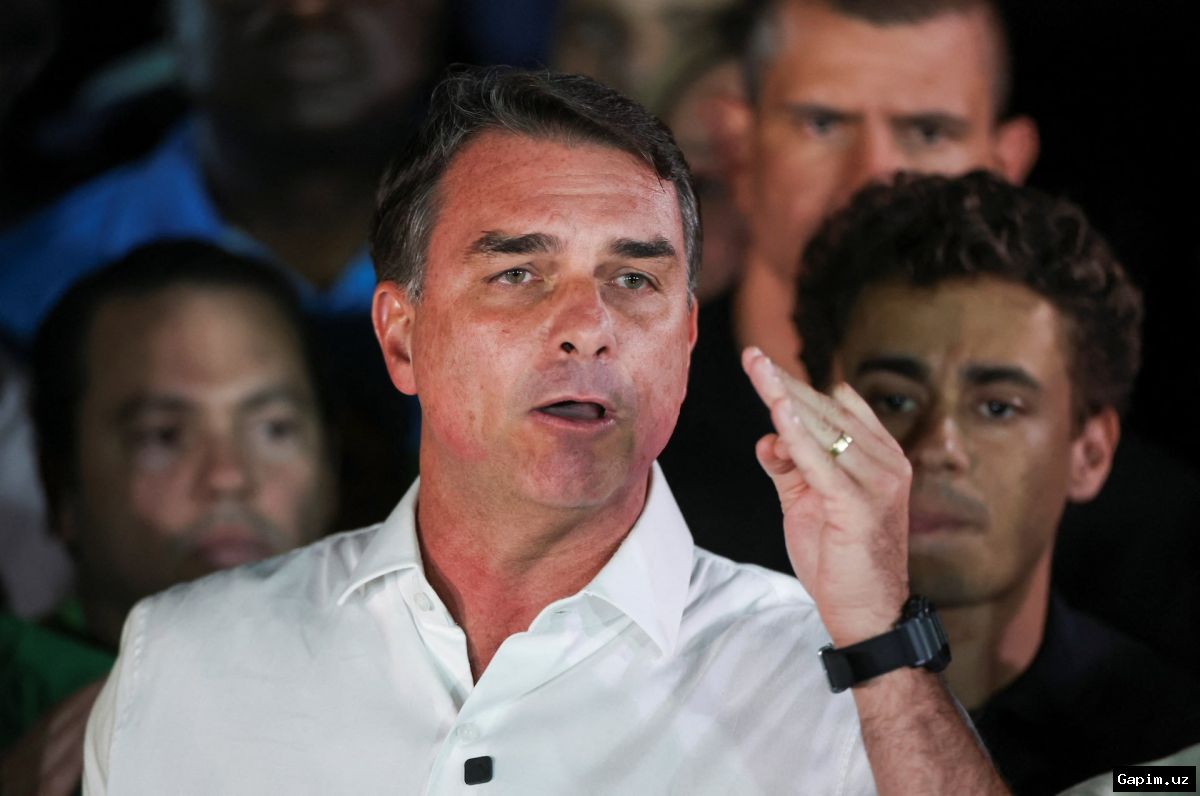 ⚖️🇧🇷 Braziliya politsiyasi mag‘lubiyatga uchragan senator Flávio Bolsonaroning pasportlarini bekor qildi