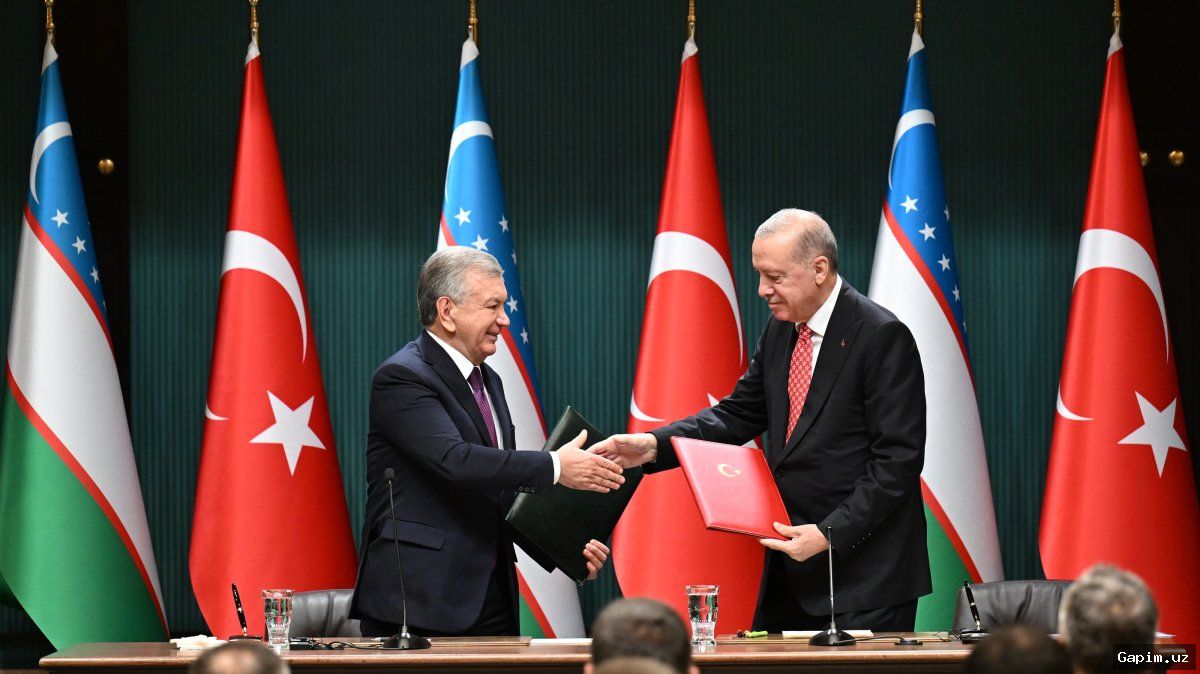 🤝🇹🇷 O‘zbekiston va Turkiya yetakchilari strategik hamkorlikni mustahkamlash bo‘yicha yangi bitimlarni imzoladilar
