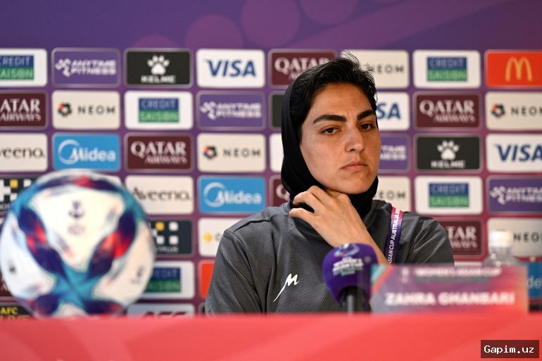 ⚽️🏛️ Iran Court Releases Assets of Women's Football Captain After Asylum Claim Reversal