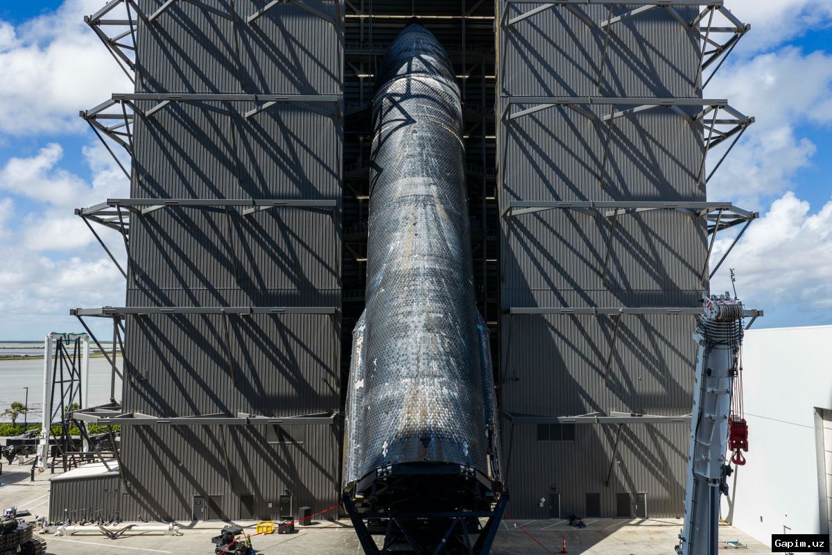 🚀🛰️ SpaceX Ship 40 returned to Texas Starbase following challenging maritime transit