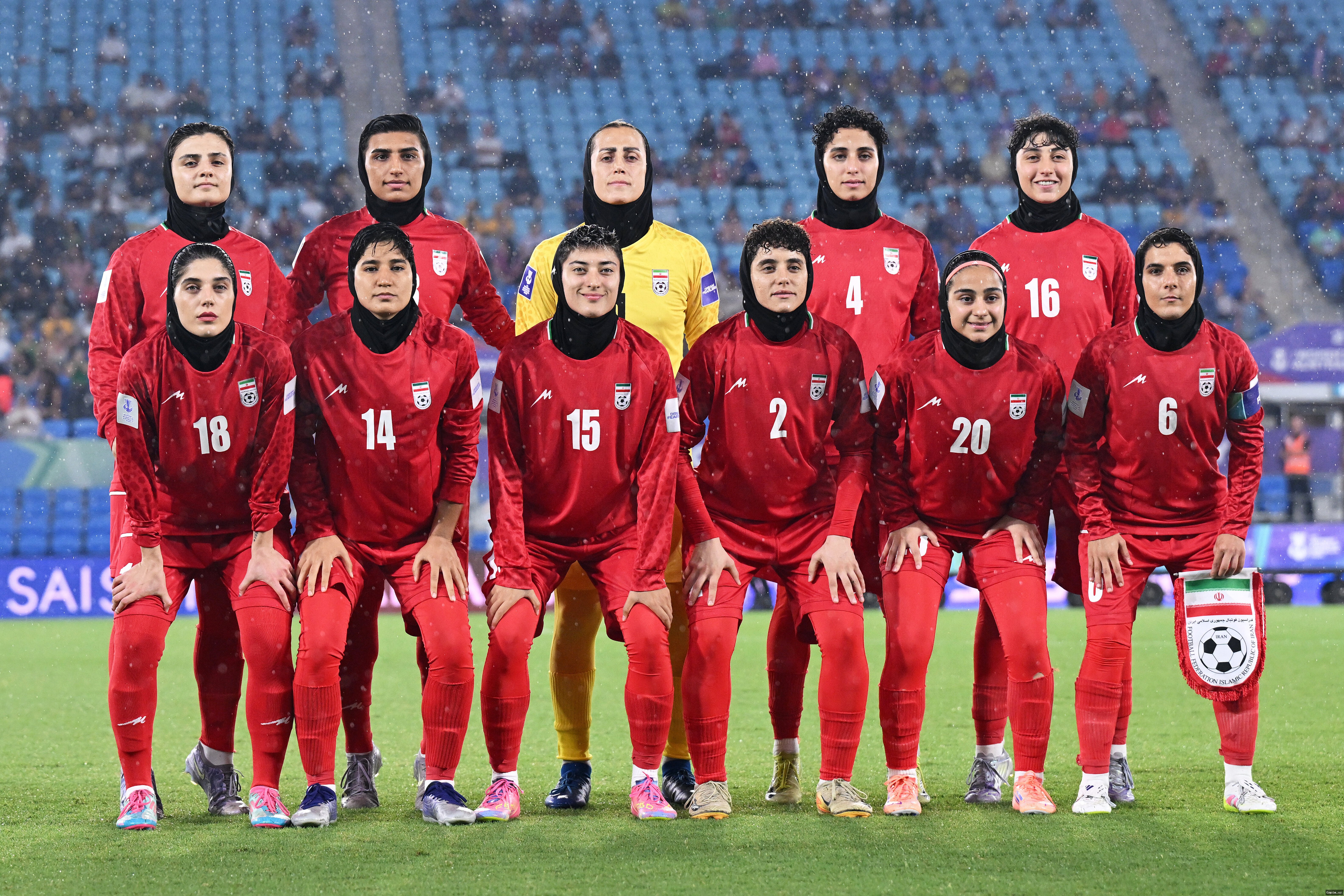 🏃‍♀️🛂 Five Members of Iran Women's Football Team Granted Asylum in Australia