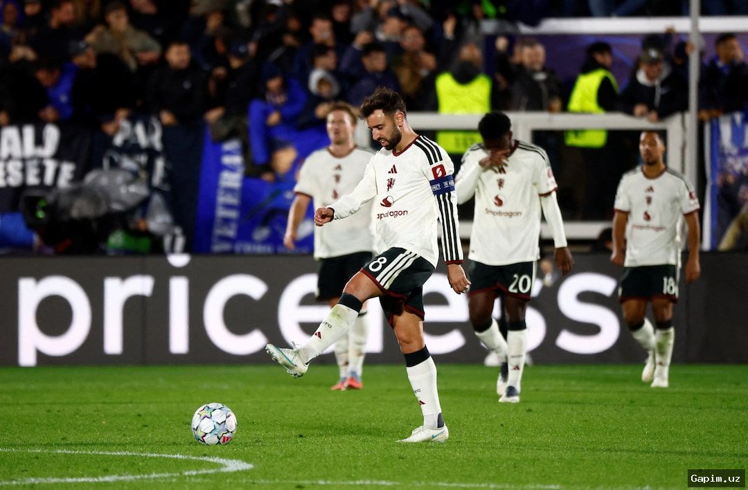 ⚽️📉 Bruno Fernandes decries Manchester United defeatist mood after heavy Champions League loss to Como