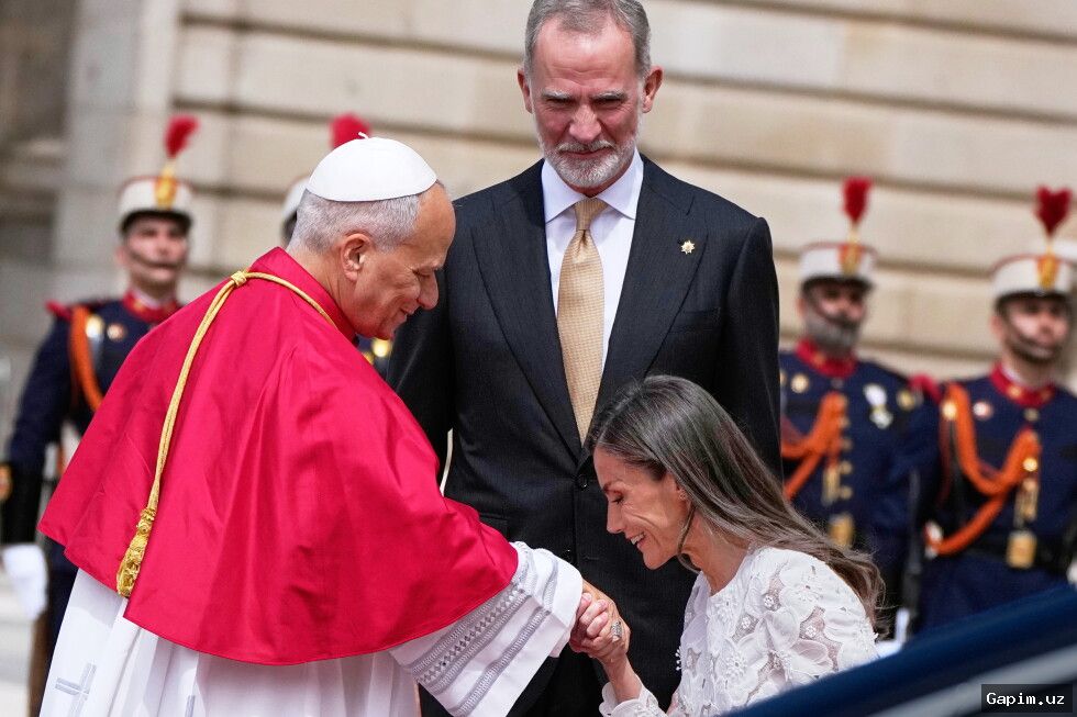 🇻🇦⛪️ Rim papasi Ispaniyada: bolalarga nisbatan zo'ravonlik qurbonlariga tinglash va tovon to'lashga chaqirdi