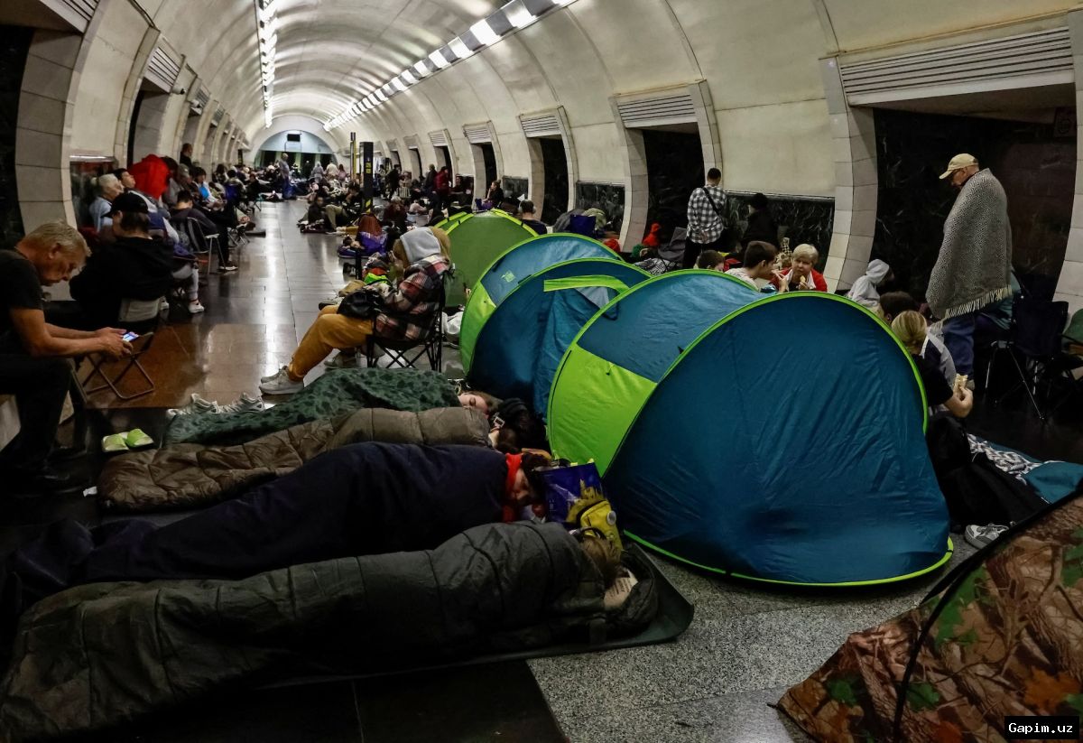 💥🏙️ Kyiv air raids disrupt daily life as Russia intensifies attacks