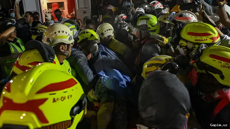🇨🇴🌍 Землетрясение в Колумбии: женщина спасена после 36 часов под завалами