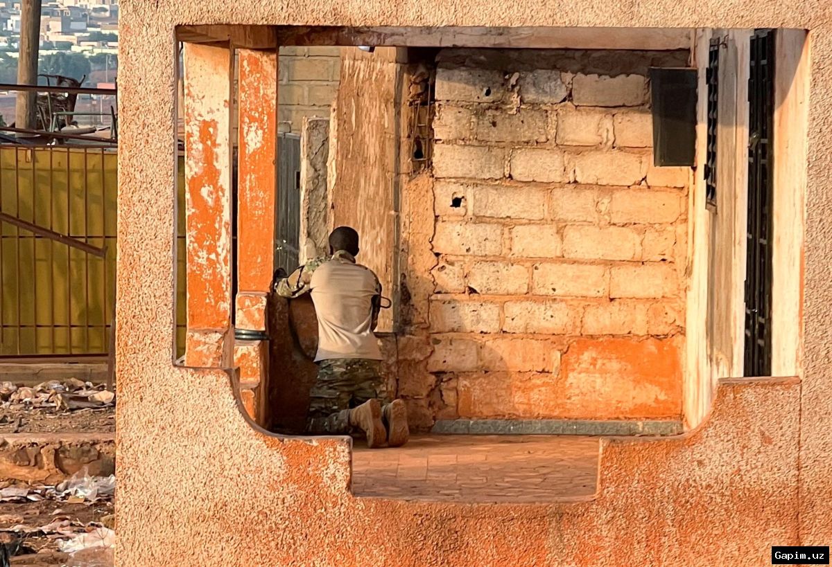 ⚔️🏴 Russian forces withdraw from northern Mali as separatists claim control of Kidal